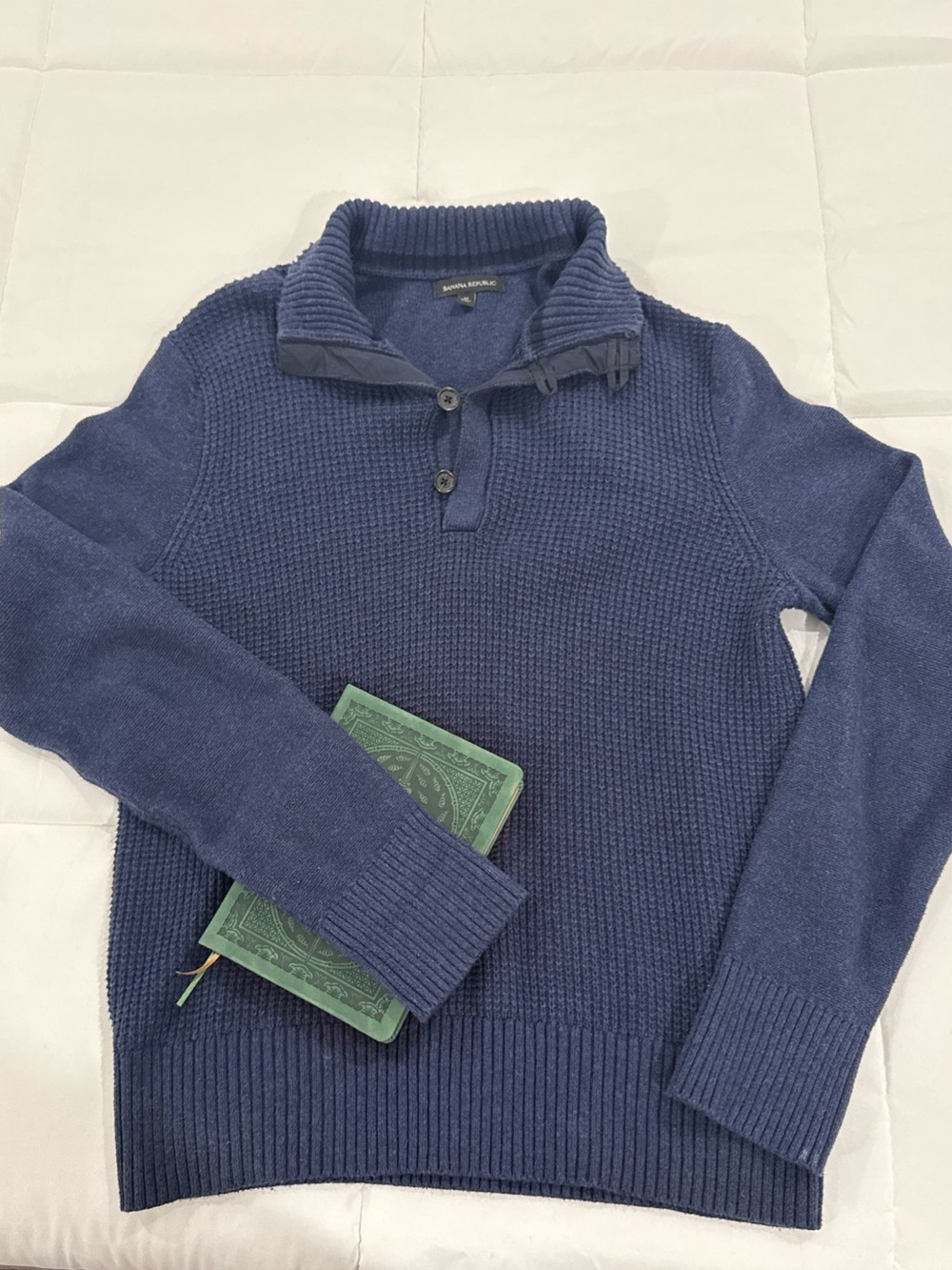 Banana Republic Textured button detail Sweater in Blue